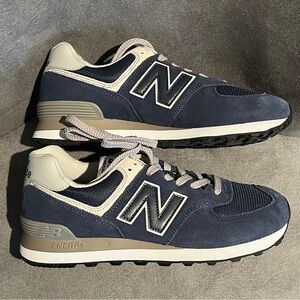 New Balance Men’s Sneakers 574 Navy Size 8.5 US